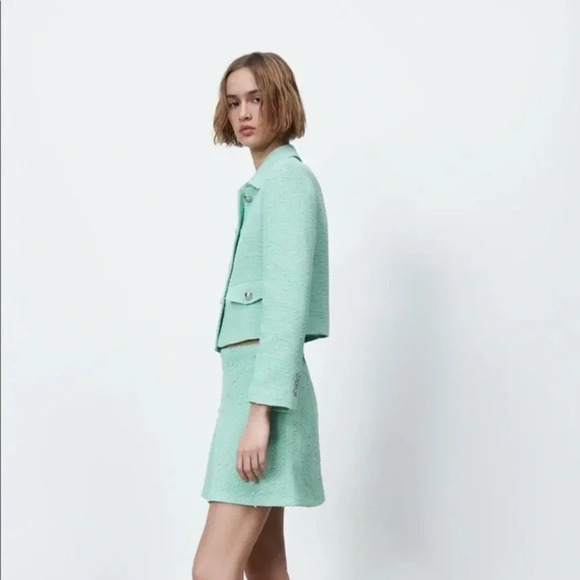 ZARA Textured Mini Skirt in Aquamarine - Picture 3 of 10